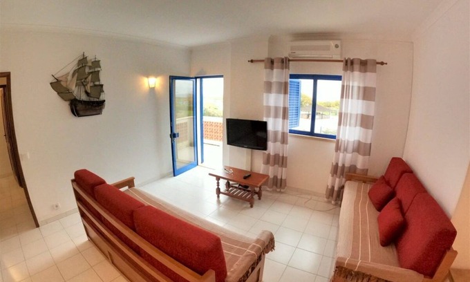 Manta Rota Apartment | Algarve, T2 apartment w/balcony and sea view, near beach, Manta Rota