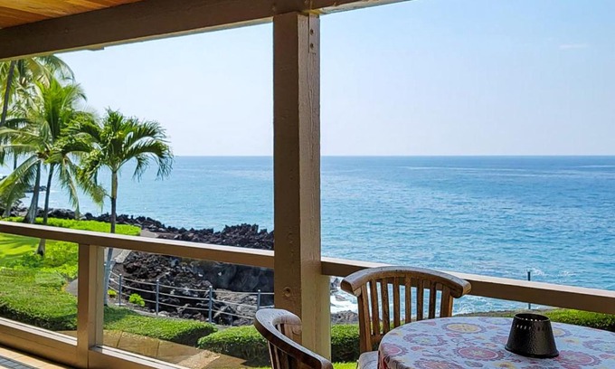 Kahaluu Bay Apartment | Alii Villas 3201