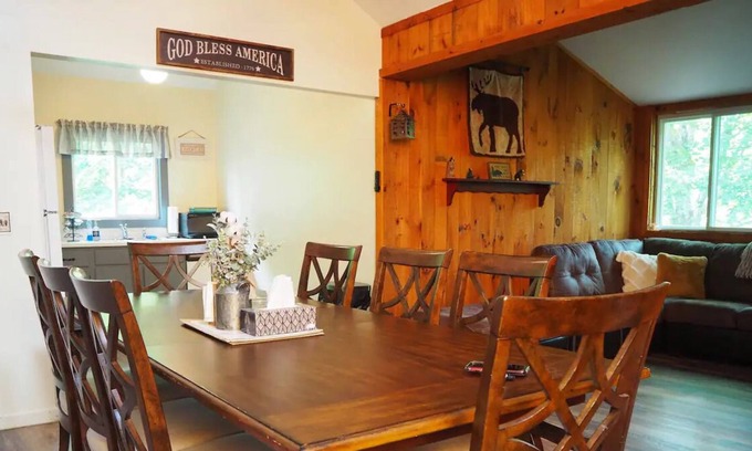 Thornton Condo | All-season serenity