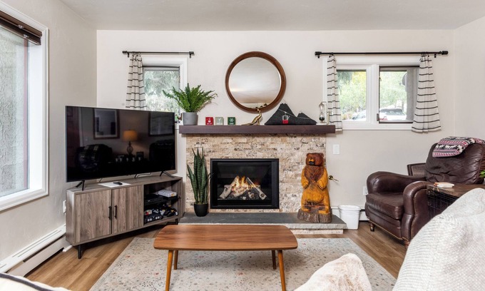 Vail Condo | All Seasons | A1B - All Seasons 2 Bedroom Platinum