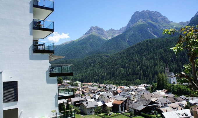 Engadin Scoul Apartment | Allegra and welcome to the vacation apartment Chasa Miramunt 2