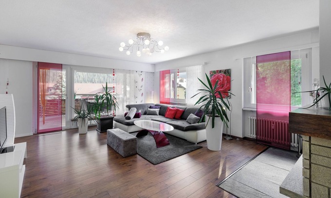 Engadin Scoul Apartment | Allegra and welcome to the Sotsass A1 vacation apartment