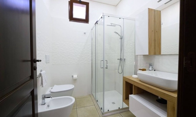 Comiso Apartment | Alleria - Appartamento con due Stanze da Letto