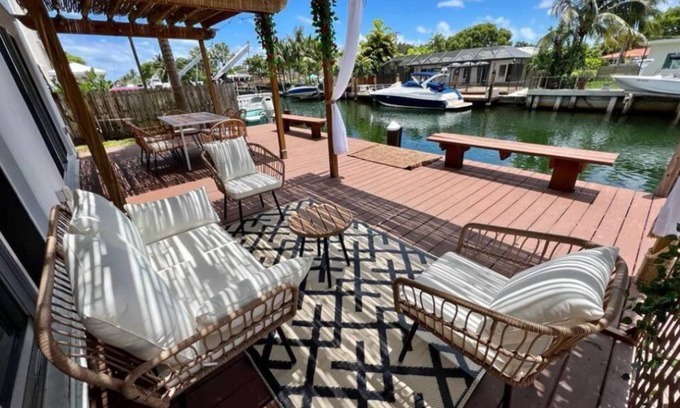 Miami Shores House | Alluring ocean access 2 bedroom