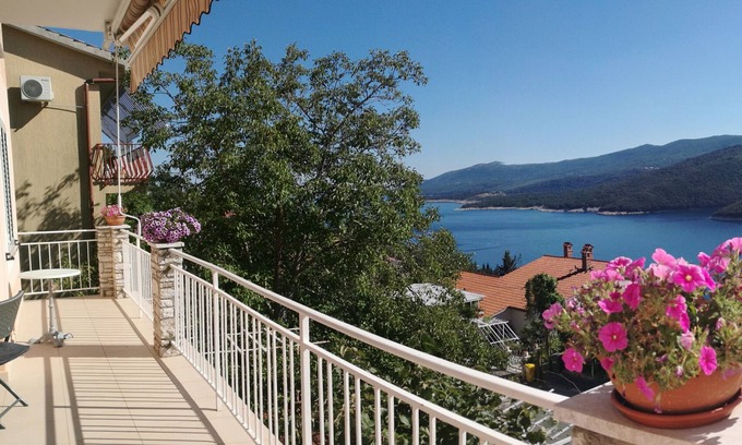 Rabac Apartment | Alma apartments with balcony and sea view