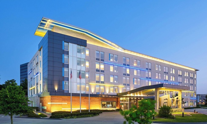 Las Colinas Hotel | Aloft Las Colinas