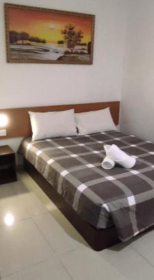 Kampung Tebing Rabak Hotel | Aloha Hotel