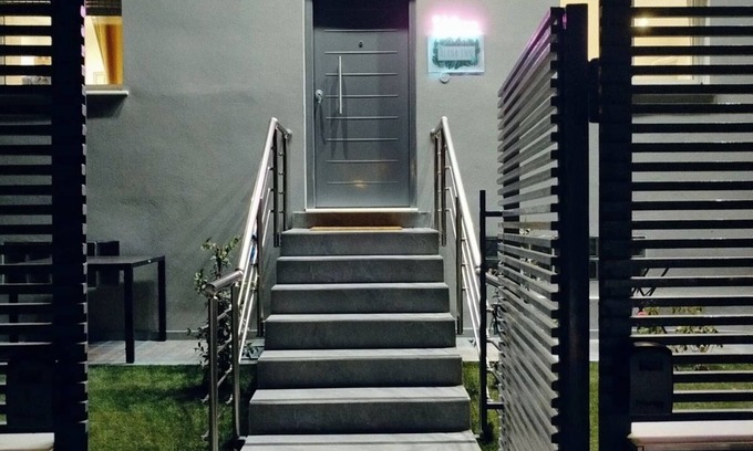 Spata-Artemida Bed & Breakfast | Aloha Inn