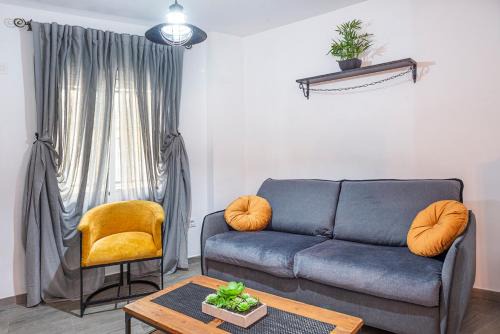 Alameda Apartment | Alohamundi Molino