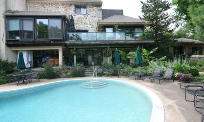 Media Bed & Breakfast | Alpenhof Bed and Breakfast