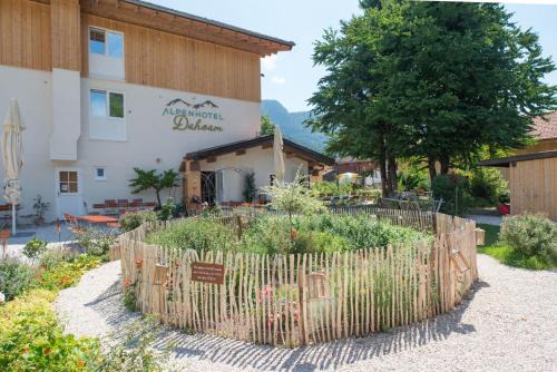 Ettenhausen Hotel | Alpenhotel Dahoam