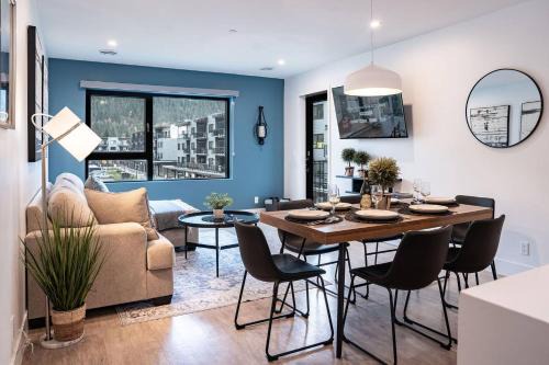 Revelstoke House | Alpenstoke