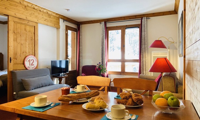 Arc-1950 Apartment | ALPES (ARC 1950) Les Arcs :Skis, boot dryer, swimming pool, sauna,
