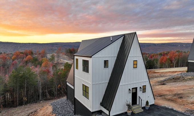 Chattanooga Valley Cabin | Alpine A-Frames | 6 cabins on a bluff | Sleeps 60 people!