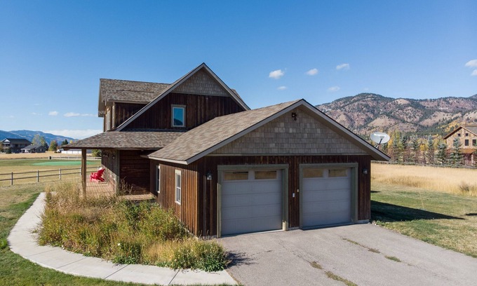 Alpine Northwest House | Alpine Airspace