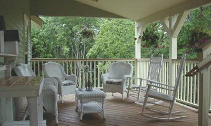 Vernon Bed & Breakfast | Alpine Haus Bed & Breakfast Inn