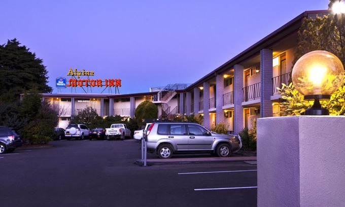 Katoomba Hotel | Alpine Motor Inn