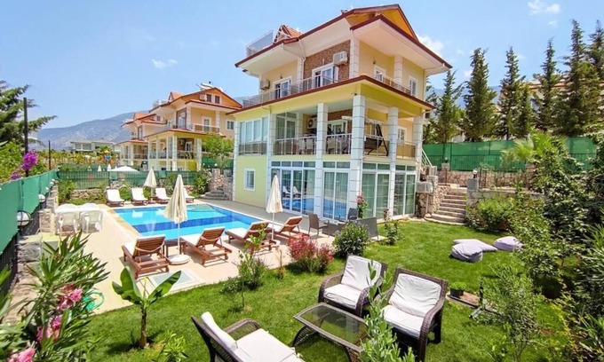 Fethiye City Center Villa | Alpine Villa Hisarönü Ölüdeniz Ovacık Fethiye 6+2, 12 people with Private Pool