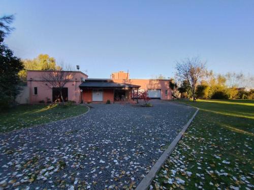 Uribelarrea House | Alquiler en Uribelarrea