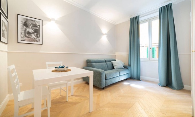 Duomo Apartment | Altafronte Enchanted Suite close to Uffizi Gallery