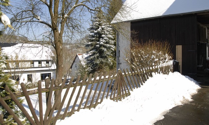 Niederehe Cottage | 'Alte Bürgermeisterei' - Quiet, modern apartment f. 2 pers., Terrace / garden