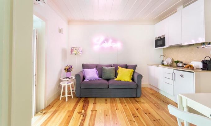 Mouraria Apartment | ALTIDO Chic 1BR Apt with balcony close by Graça Viewpoint and tram stops