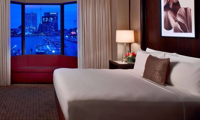 Downtown Baltimore Hotel | Always a Great Idea To Unwind! Near The Baltimore Museum of Art, Pet-Friendly
