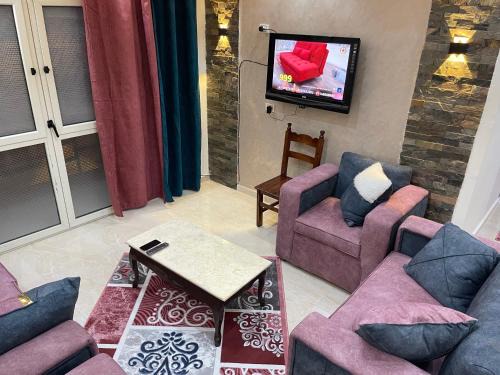 Al-'Amriyah Apartment | Alzohour Family condo with panoramic sea view