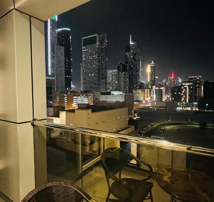 Dubai Apartment | Alzomoroda Apartment