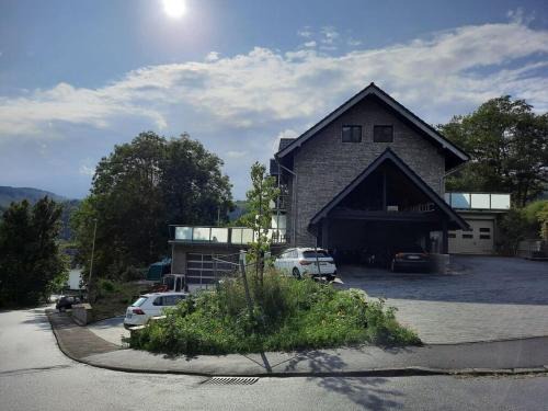 Einruhr House | Am Hostertberg Comfortable holiday residence