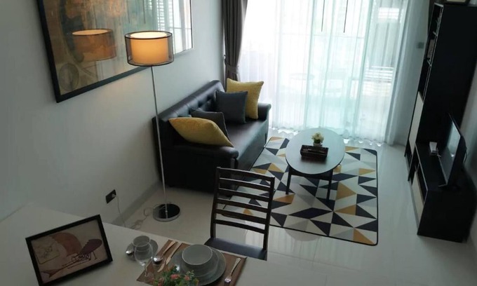 Pratumnak Hill Apartment | Amari 5* Luxury SEA VIEW, POOL, GYM