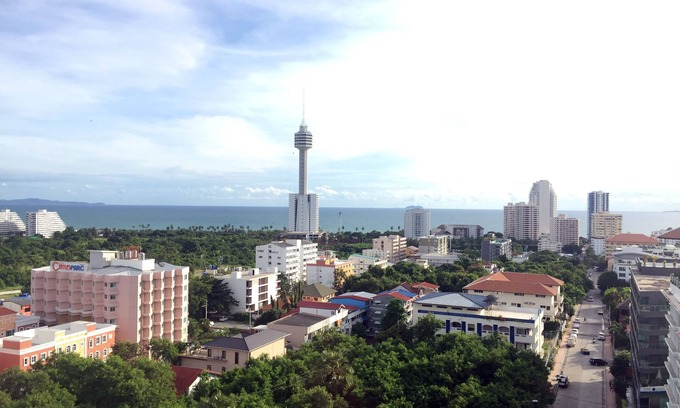 Pratumnak Hill Condo | Amazing 2 BDR in ♥ Pattaya Near Beach & Walking Street