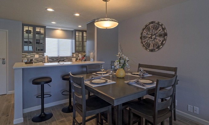 South Scottsdale Condo | Amazing 2Bd/2Ba Scottsdale Condo directly across street from Fashion Square