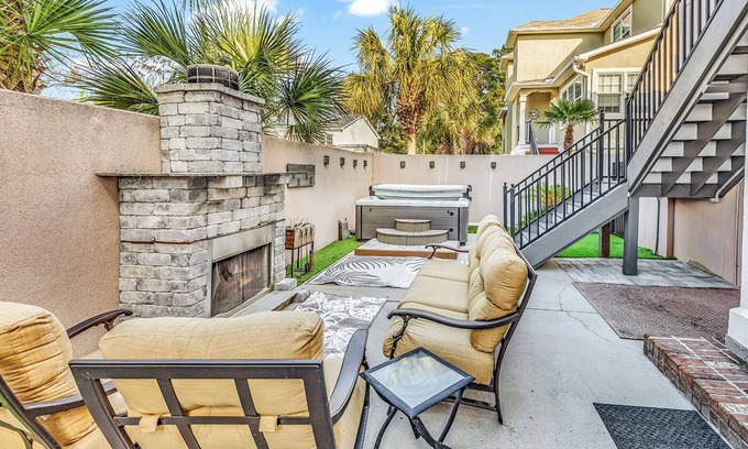 North Myrtle Beach House | Amazing 3-bedroom townhome in lovely Little River with Hot tub!