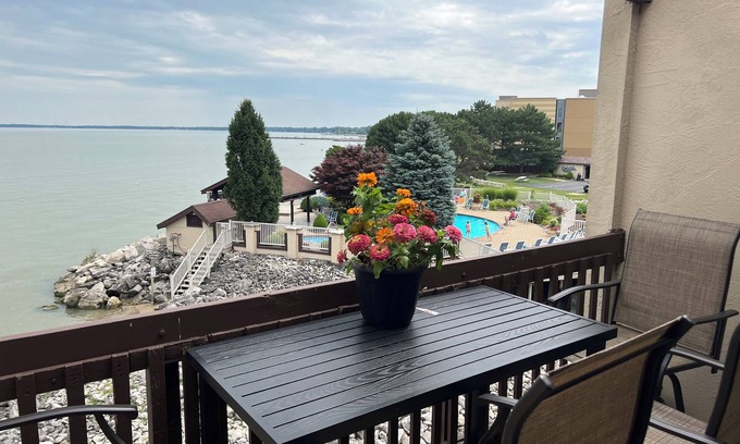 Port Clinton Condo | Amazing 8 Island Lake Erie views from your balcony in a gated resort community