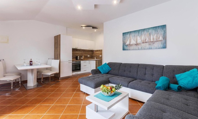 Pavicini Apartment | Amazing apartment in Pavicini with WiFi