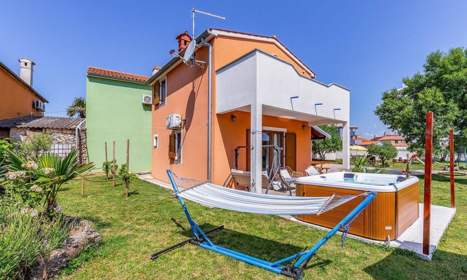 Liznjan Apartment | Amazing apartment in Pula with WiFi