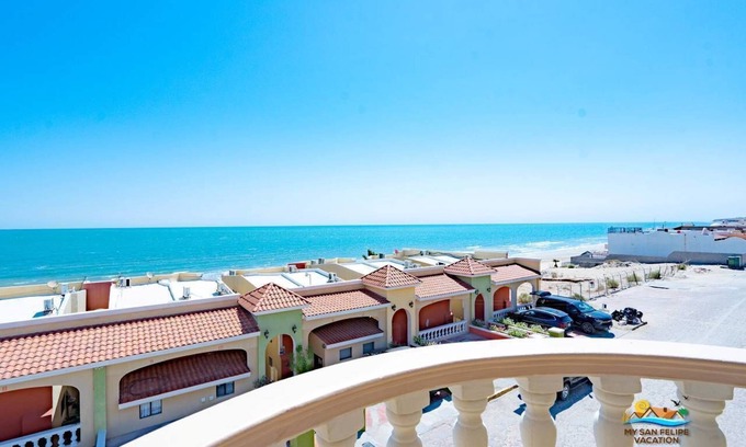 Villas de Las Palmas Condo | Amazing Beach View with WiFi - Jerry`s condo #5