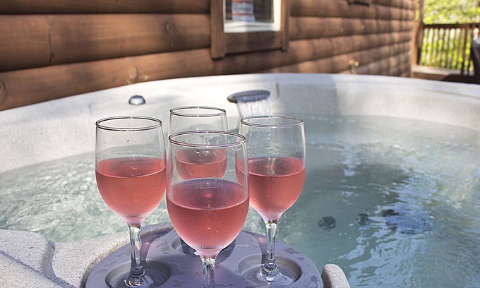 Banner Elk Cabin | Amazing Cabin w/Firepit, Gametable, Hot Tub, Wifi, Cable