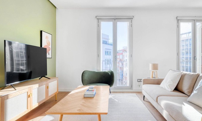 Chamberi Apartment | Amazing Chamberi 2BR, in the heart of Madrid, by Blueground