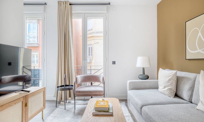 Chamberi Apartment | Amazing Chamberi 2BR, in the heart of Madrid, by Blueground