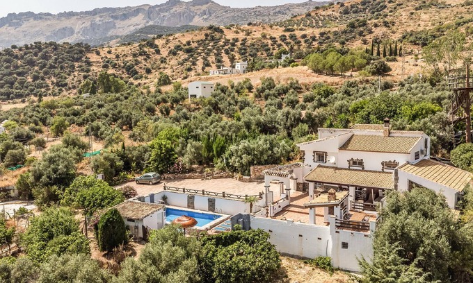 Antequera House | Amazing home in Villanueva de la Conce