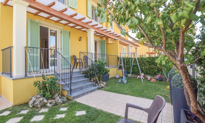 Camaiore House | Amazing home in Capezzano Pianore LU