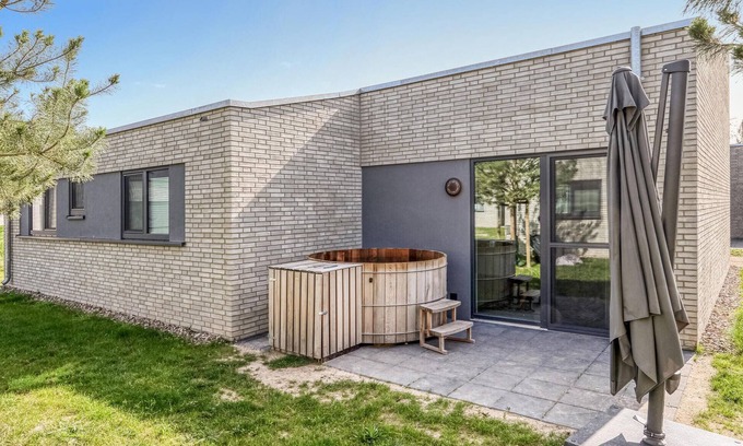 Lembruch House | Amazing home in Lembruch/Dümmer See