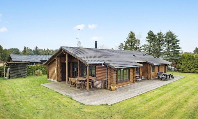 Fjerritslev House | Amazing home in Fjerritslev with WiFi