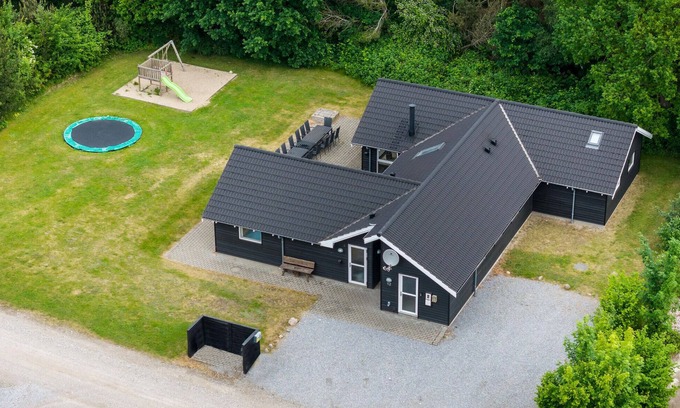 Fjellerup Strand House | Amazing home in Glesborg with sauna