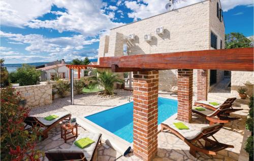 Novigrad House | Amazing Home In Novigrad With Sauna