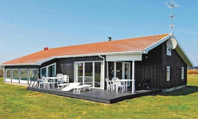 Lokken House | Amazing home in Løkken with sauna