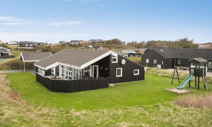 Lokken House | Amazing home in Løkken with sauna