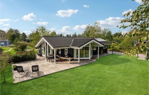 Saksild Strand House | Amazing Home In Odder With Kitchen